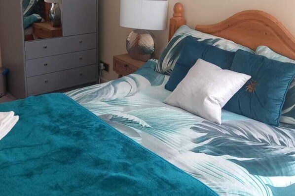 3 bedrooms, free WiFi, bed sheets