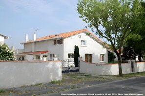 Exterior - Guest Room Jasse Perdrix (Thairé)