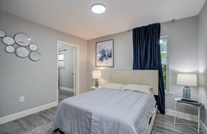 4 bedrooms, WiFi - Sweet Stay on Pleasant (Houston)