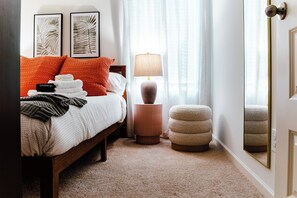 3 chambres, fer et planche à repasser, lit parapluie, Wi-Fi gratuit