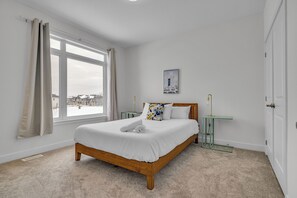 4 bedrooms, internet, bed sheets