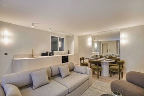Apartment | Living area
