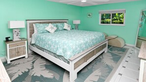 3 bedrooms, desk, iron/ironing board, free WiFi