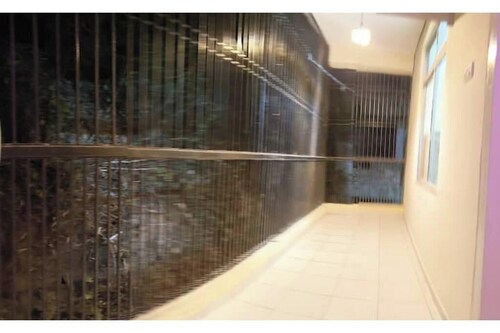 Delight Inn-Entire 1 BHK Apartment, Wi-Fi, Parking