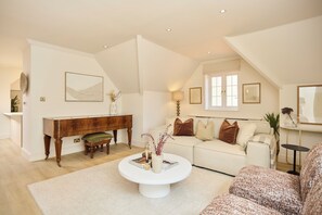 Interior - Belsize Park Eton Elegance (London)
