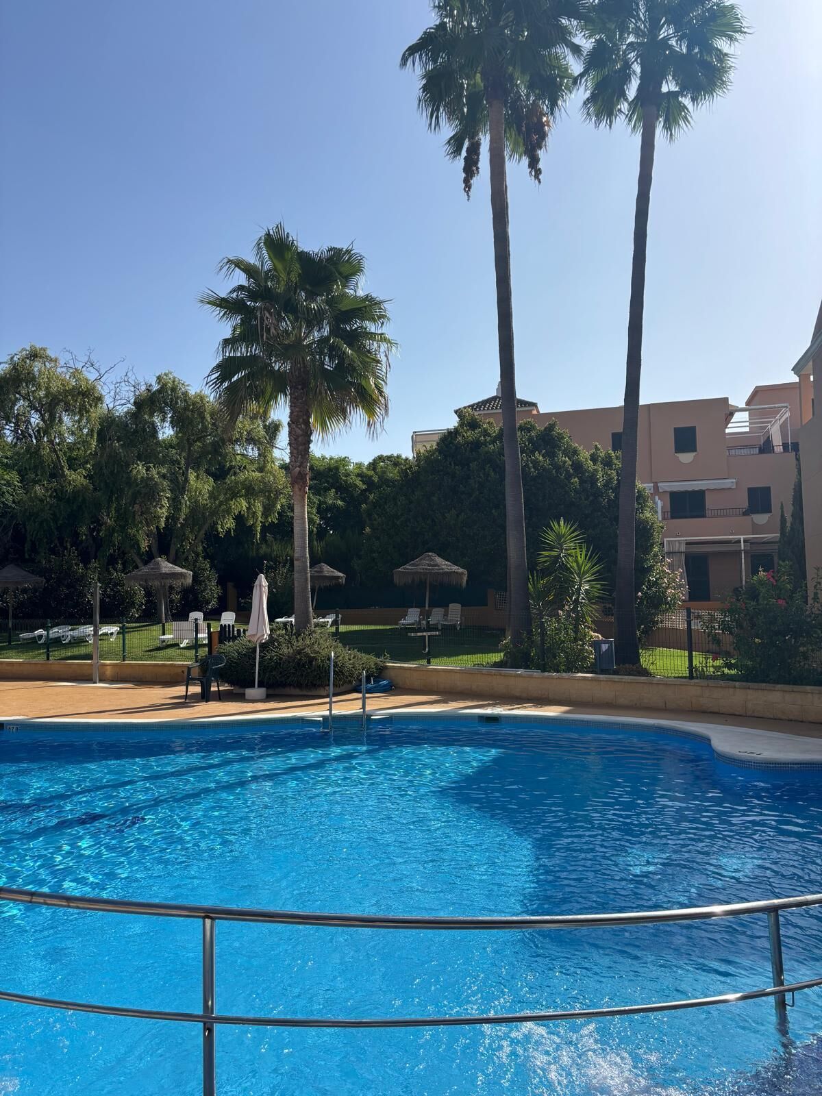 Piscine extérieure (ouverte en saison)