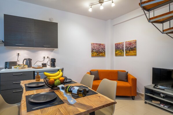 Interior - Right in the middle of the historic old town offering an elegant and modern stay (Chania)