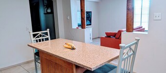 Desert Gem on 1 Acre 2bed/1 bath