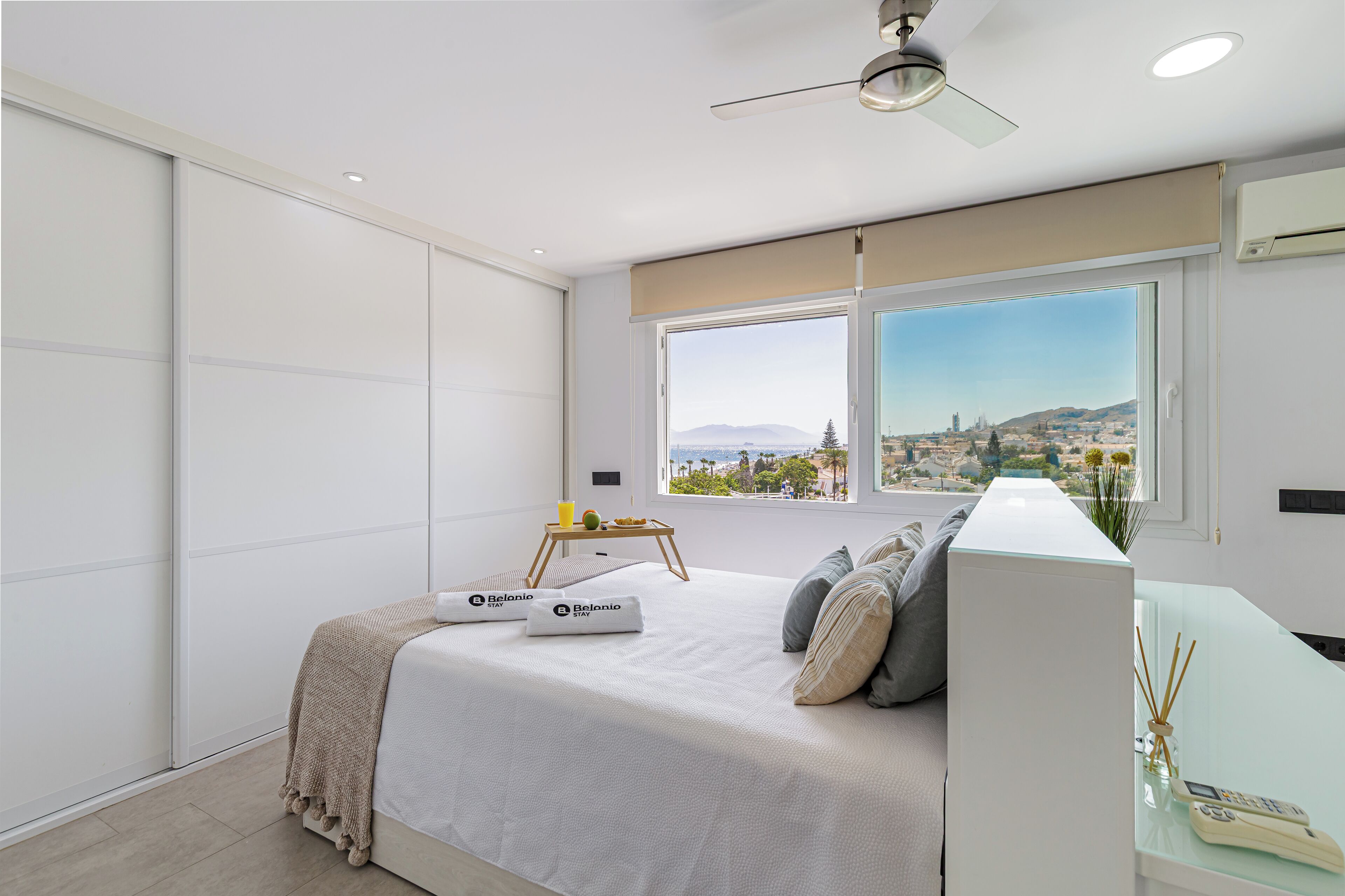 3 chambres, fer et planche à repasser, Wi-Fi gratuit, draps fournis