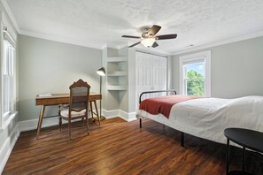 Desk, iron/ironing board, travel cot, WiFi