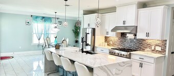 5 bedroom house near COTA AUS
