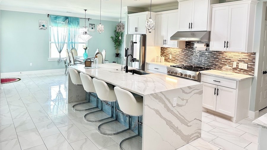 5 bedroom house near COTA AUS