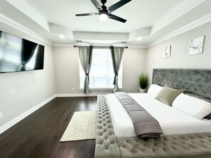 House, 5 Bedrooms, Park View | View from room