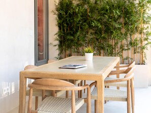 Apartment, Smoking | 3 bedrooms