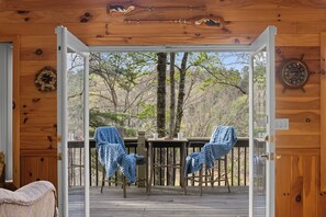 Interior - Lakefront Retreat | Big Deck, Espresso & FirePit (Robbinsville)