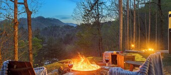 Lakefront Retreat | Big Deck, Espresso & FirePit