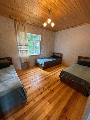 2 Schlafzimmer, Bügeleisen/Bügelbrett, Internetzugang