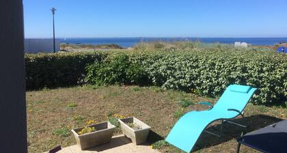 Appartement 4 personnes face Ă la mer cĂŽte sauvage proche de la grande plage