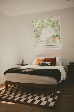 2 soverom, wi-fi (inkludert) og sengetøy