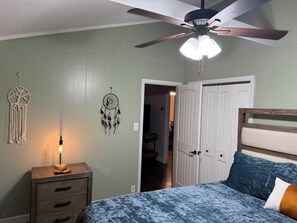 3 bedrooms, free WiFi, bed sheets