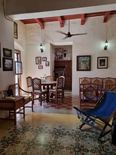 Colonial House "Revolución" in the old neighborhood of San Román