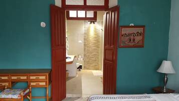 2 camere, ferro/asse da stiro, Wi-Fi gratuito, lenzuola