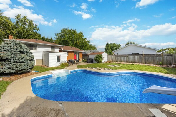 Pool