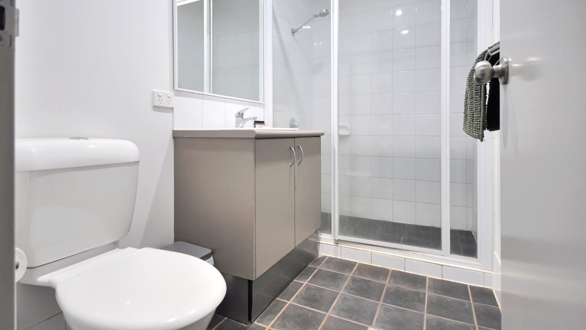 Doccia, asciugacapelli