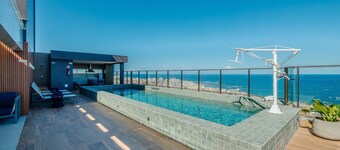 Apartments in a Building With a Pool 800m From the Beach in Salvador - EDF