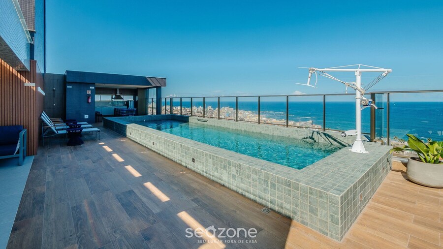 Apartments in a Building With a Pool 800m From the Beach in Salvador - EDF