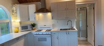 On the Rocks Gagetown NB "The Chalet Experience" 3 Waterfront Vacation Rentals