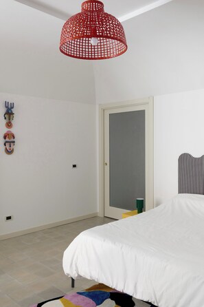 2 camere, una scrivania, Wi-Fi gratuito, lenzuola