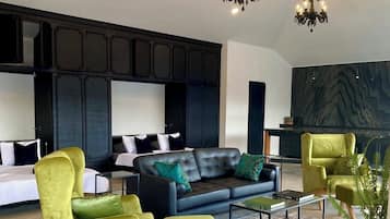 Apartemen Mewah, balkon, pemandangan gunung | Area keluarga