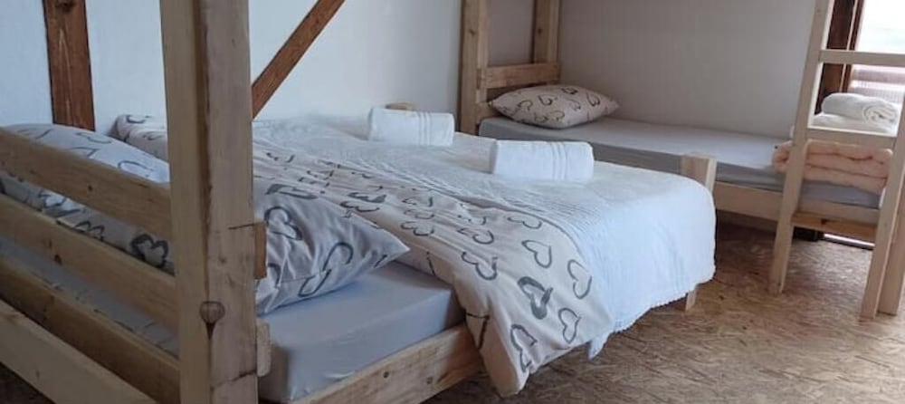 white-bosnian-pyramid-glamping-visoko-stayz