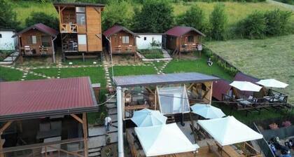 Dragon Tent Bos pyramid glamping
