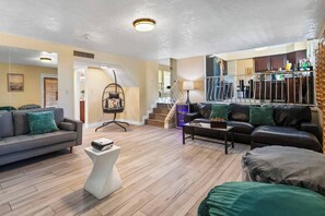 House, 4 Bedrooms, Private Pool | Living area - 6 Beds 3 Baths Pool BBQ Near the Strip (Las Vegas)