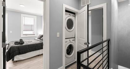 DC Penthouse: Rooftop+ Views+ 3BD+ Private Parking