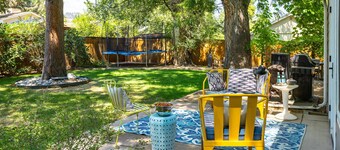 Family-Friendly Home with Lush Backyard, 5-min to Downtown Boulder