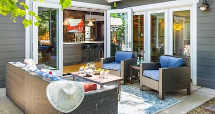 Family-Friendly Home with Lush Backyard, 5-min to Downtown Boulder