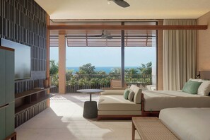 Safe på rommet, blendingsgardiner og barnesenger (inkludert)