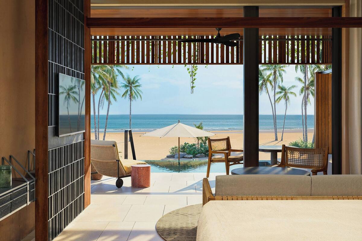 Suite, 1 King Bed with Sofa bed | Beach