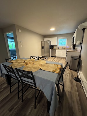 Dining - Escape to Comfort in Newport (Newport)