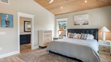 2 slaapkamers, een strijkplank/strijkijzer, reisbedje, gratis wifi