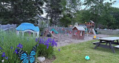 Partial ocean views-heat pumps-satellite WiFi, private playground-beaches,K-port