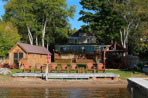 Polar Bear Cabin at The Bears Cottages