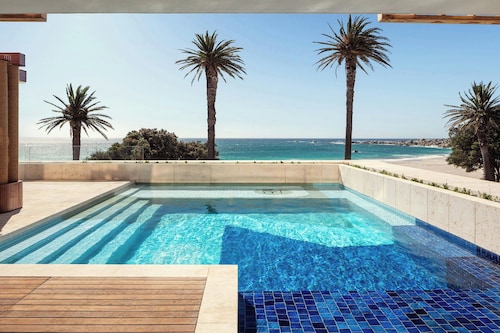 Morea House, Autograph Collection