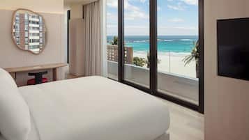 Junior Suite, 1 Bedroom | Egyptian cotton sheets, premium bedding, minibar, in-room safe