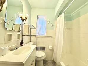 Towels, soap, toilet paper
