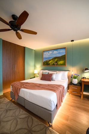 4 bedrooms, iron/ironing board, free WiFi, bed sheets