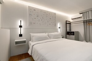 2 bedrooms, in-room safe, free WiFi, bed sheets